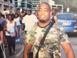Полиция Далласа опубликовала фото одного из стрелявших в полицию снайперов