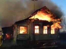В Приморском районе Мариуполя чуть не сгорело 3 человека