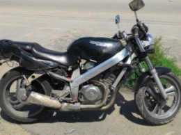 В Запорожье с закрытой охраняемой стоянки райотдела украли мотоцикл