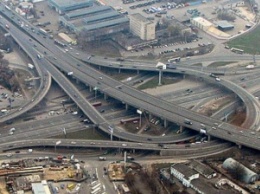 В Киеве на следующей неделе перекроют эстакаду в районе метро "Выдубичи"