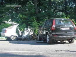 ДТП на Винничине: ЗАЗ Славута уничтожилась о Honda CR-V - погибло трое. ФОТО+видео