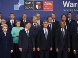 Украина и НАТО призвали Россию выполнять Минские соглашения - заявление