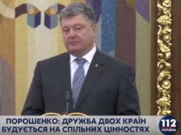 Порошенко инициировал продление работы канадских военных инструкторов в Украине