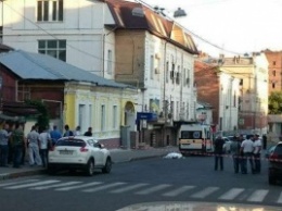 В полиции сообщили подробности убийства мужчины в центре Харькова (ВИДЕО)