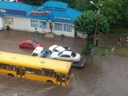 Потоки воды затопили центр Красноярска