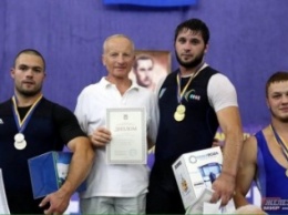 Тяжелоатлет из Бердянска победил в престижном турнире
