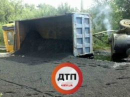 В результате ДТП в Луганской обл. ребенка затопило горячей смолой, девочка умерла