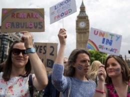 Парламент Британии осенью проведет дебаты по повторному референдуму о Brexit