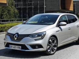 Renault официально представил обновленный седан Megane