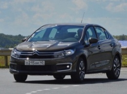 В Калуге замечен обновленный седан Citroen C4