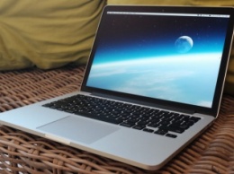 Покупатель MacBook Pro отсудил у re:Store 350 000 рублей за «битый пиксель»