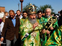 Аваков пообещал защитить киевлян от крестного хода