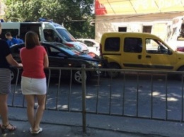 ДТП в центре Симферополя: Водитель потерял сознание за рулем (ФОТО)