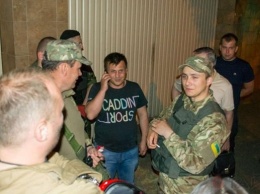 Евромайдановцы заняли здание Одесского обкома КПУ