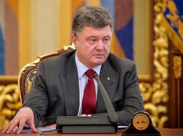 Порошенко надеется, что авиация в Украине получит "новое дыхание"