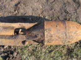 На Черниговщине в частном хозяйстве откопали авиационную бомбу