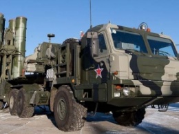 Россия перебрасывает в аннексирован Крым ракетную систему С-400