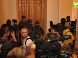 Полиция составила протоколы по факту недопущения журналистов на суд по делу Александровской