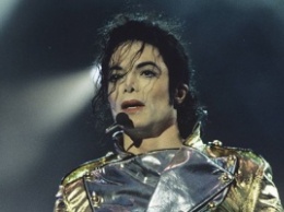 Врач Майкла Джексона рассказал, что поп-король хотел жениться на 11-летней Эмме Уотсон