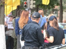 Одесские предприниматели требовали от фискальной службы прекратить поборы и "откаты"