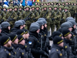 Порошенко выступил в поддержку размещения тяжелого оружия НАТО в Восточной Европе