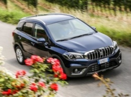 Suzuki выпустил рестайлинговую версию модели SX4