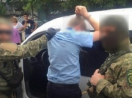 Задержанный за взятку львовский таможенник чуть не сбил полицейского, убегая от правоохранителей