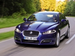 Jaguar анонсировал увеличенную версию XF