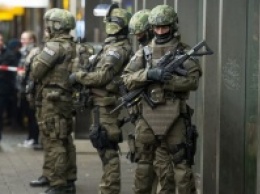 В Мюнхене в ТЦ "Олимпия" произошла стрельба, погибли по меньшей мере 6 человек