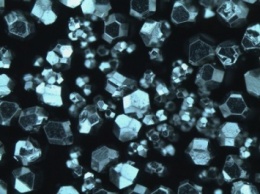 Российские ученые создали наноалмазы уникальной прочности