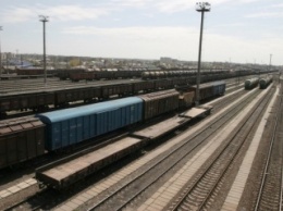 На станции Перово в Москве погиб попавший под поезд пассажир