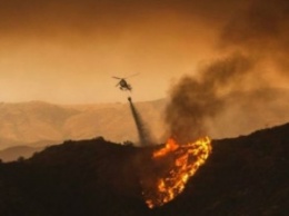 Лесные пожары в Калифорнии: сотни людей вынуждены покинуть свои дома