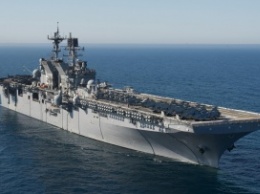 В интернете появились видео «позорных» маневров ВМС США