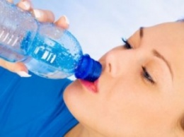 Почему пластиковые бутылки нельзя использовать дважды