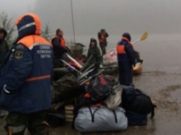 В Якутии при сплаве на реке спасены около 70 туристов