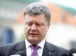 Порошенко поручил Гройсману и Кличко усилить меры безопасности в Киеве