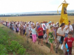 Участники Крестного хода могут переночевать на окружной дороге Борисполя