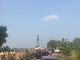 Крестный ход УПЦ МП не пустили в Борисполь (фото)