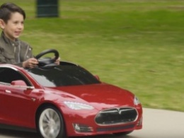 Компания Radio Flyer начала делать детские Tesla Model S