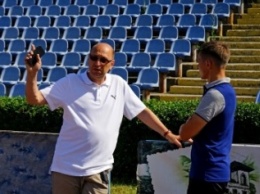 В Симферополе прошли тестирование футбольные арбитры и инспекторы (ФОТО)