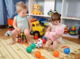 Дети выбирают игрушки типичные для их пола - ученые