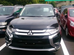 В Сети рассекретили обновленный Mitsubishi Outlander PHEV