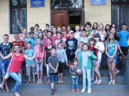 Дети переселенцев отправились из Николаева на отдых в Хорватию