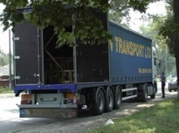 В Сумах задержали фуру, которая перевозила 8 тонн фальсифицированной водки (ФОТО)