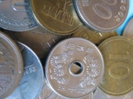 Иена укрепилась по отношению к ведущим мировым валютам