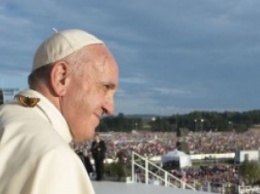 "Мы не рождены жить, как овощи" - Папа Римский призвал молодежь сменить диван на ботинки для прогулки