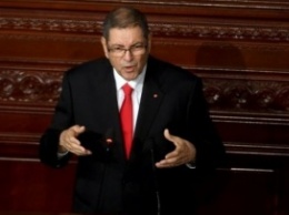 Парламент Туниса выразил недоверие премьер-министру