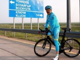 Премьер-министра Казахстана оштрафовали за езду на велосипеде в неположенном месте
