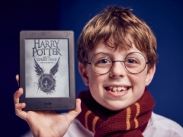 10-летний мальчик прочел новую книгу о Гарри Поттере за 59 минут