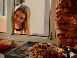 Опасная шаурма: в Одессе проверят точки быстрого питания